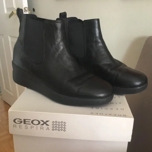 Summer Sundal - Picture 2 of 5